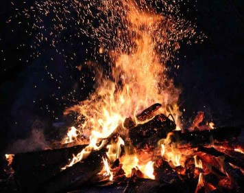 ash blaze bonfire burn